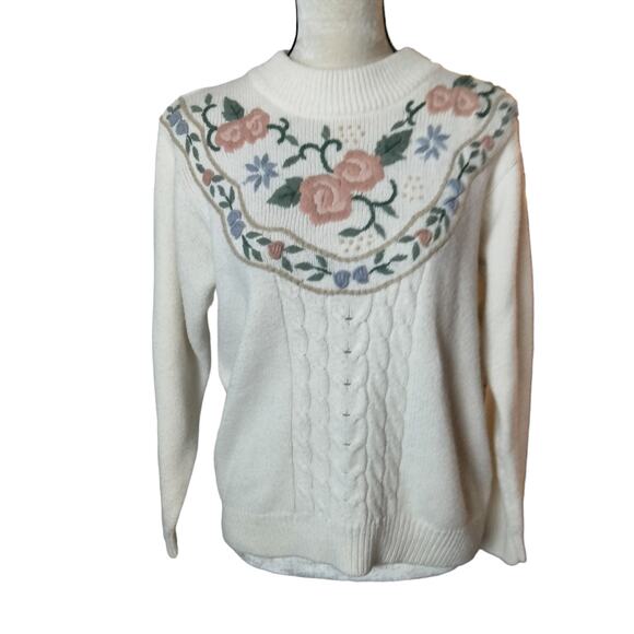 American Vintage Sweaters - Vintage Alfred Dunner Women Sz M Petite Intricate Cream Rose Embroidered Sweater